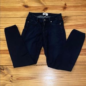 PAIGE Verdugo Ankle Jeans